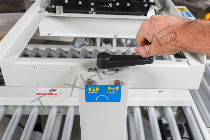 Полуавтоматический заклейщик коробов FXJ-2550X Техно-Сиб - Купить с доставкой по всей России 20