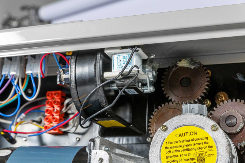 Роликовый конвейерный запайщик DBF-900W Техно-Сиб - Купить с доставкой по всей России 6