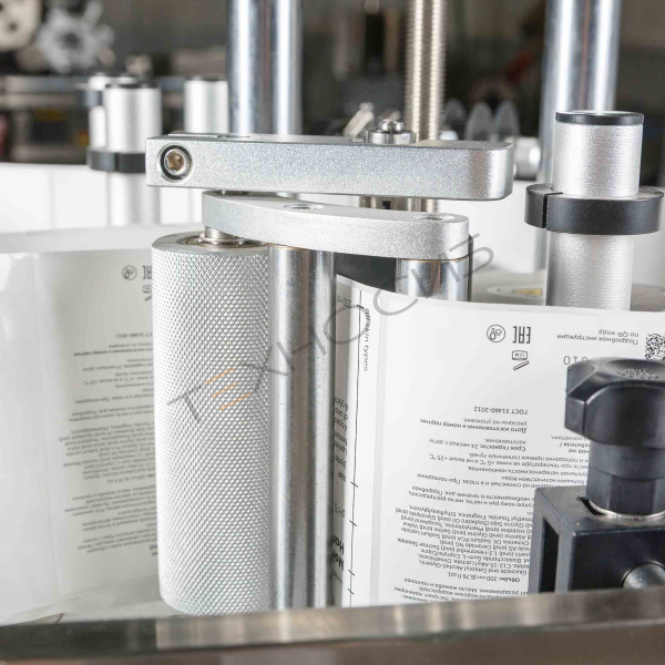 Автоматический этикетировщик для круглой тары с датером HLMT-130D Техно-Сиб - Купить с доставкой по всей России 17