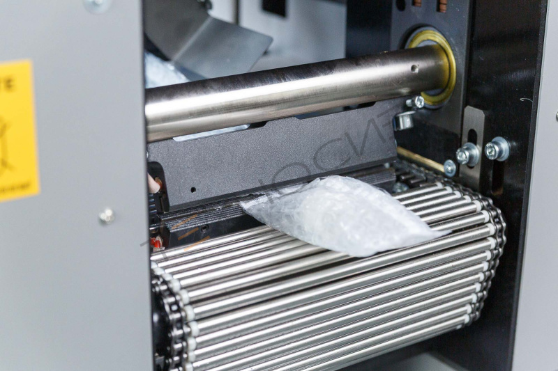 Автоматическая горизонтальная упаковочная машина DXDZ-350XD под ВПП (3 servo, лент.150 мм, рег.форм., min bag L 120, H 50, трансп.попереч.запайки) Техно-Сиб - Купить с доставкой по всей России 10