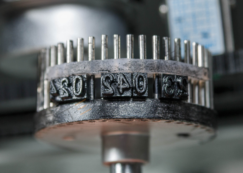 Роликовый (конвейерный) запайщик для тяжелых мешков FRCM-1120L (с датером) Техно-Сиб - Купить с доставкой по всей России 16