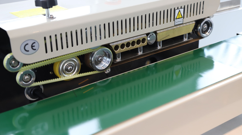 Роликовый конвейерный запайщик горизонтальный FRB-770I Техно-Сиб - Купить с доставкой по всей России 13