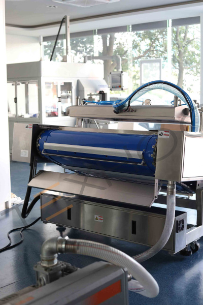 Автоматическая вакуум упаковочная машина конвейерного типа HVB-1020F/1 (DZ-1020F) Техно-Сиб - Купить с доставкой по всей России 19