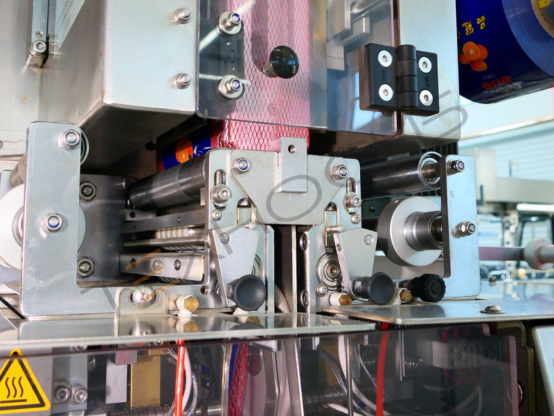 Автоматическая машина для упаковки овощей и фруктов в сетку WD-35 Техно-Сиб - Купить с доставкой по всей России 3