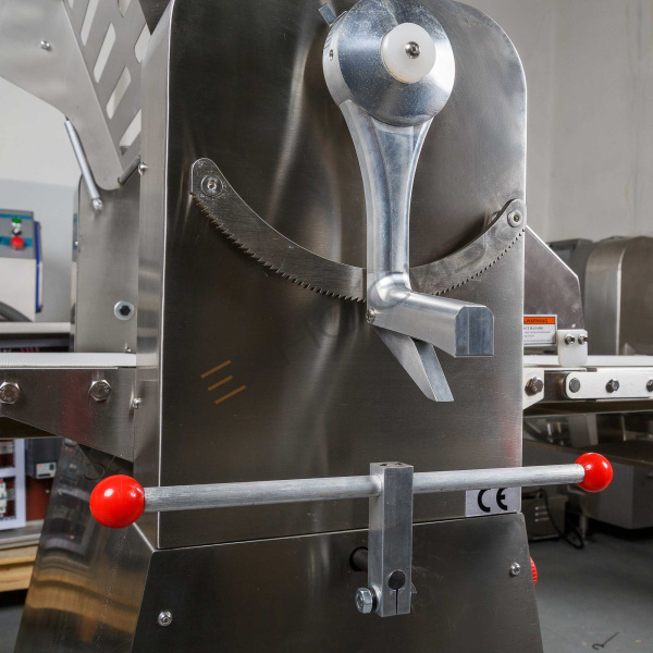 Автоматическая тестораскаточная машина YP-520 Техно-Сиб - Купить с доставкой по всей России 19